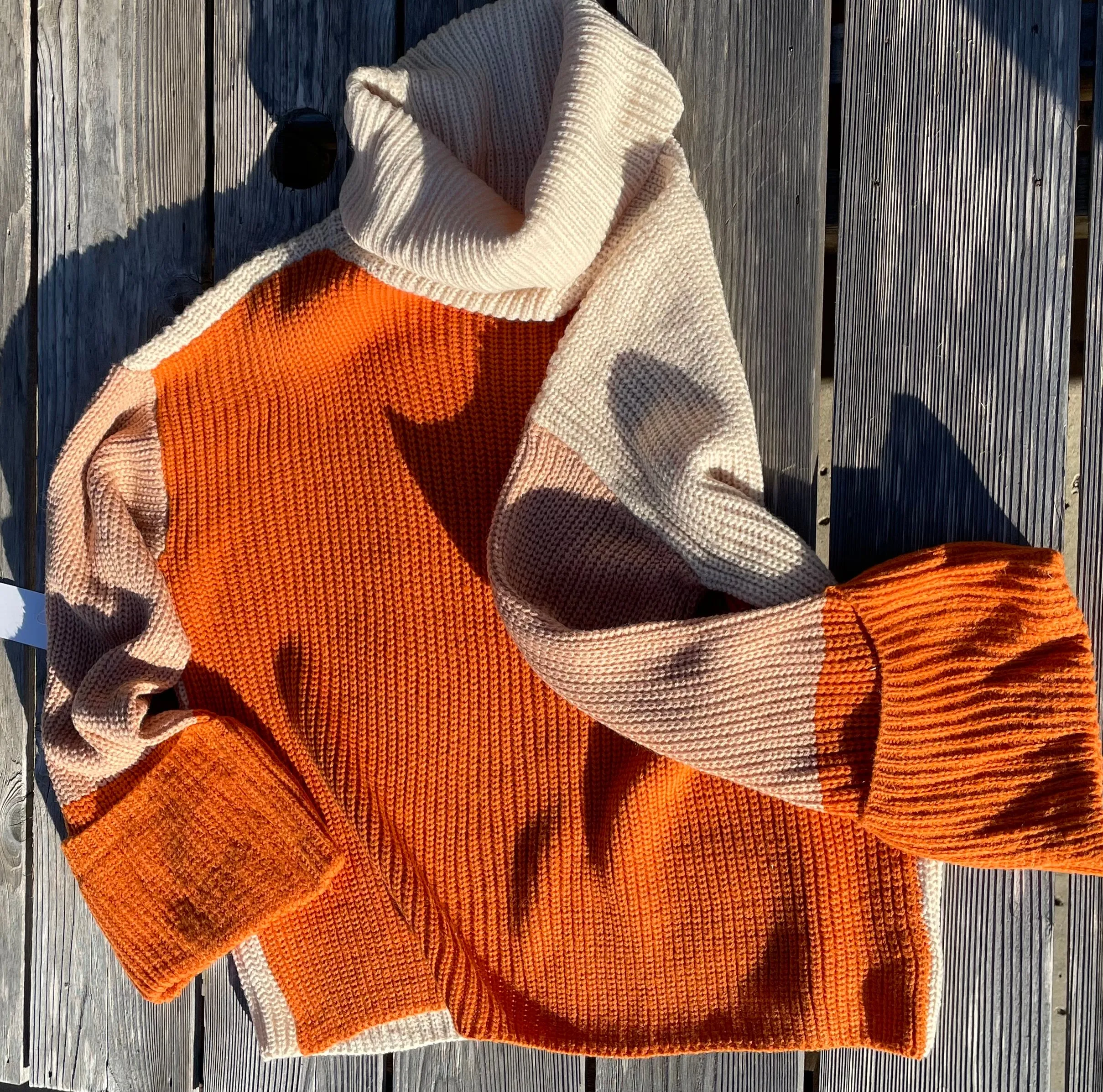 Cuffed Mallory in Orange