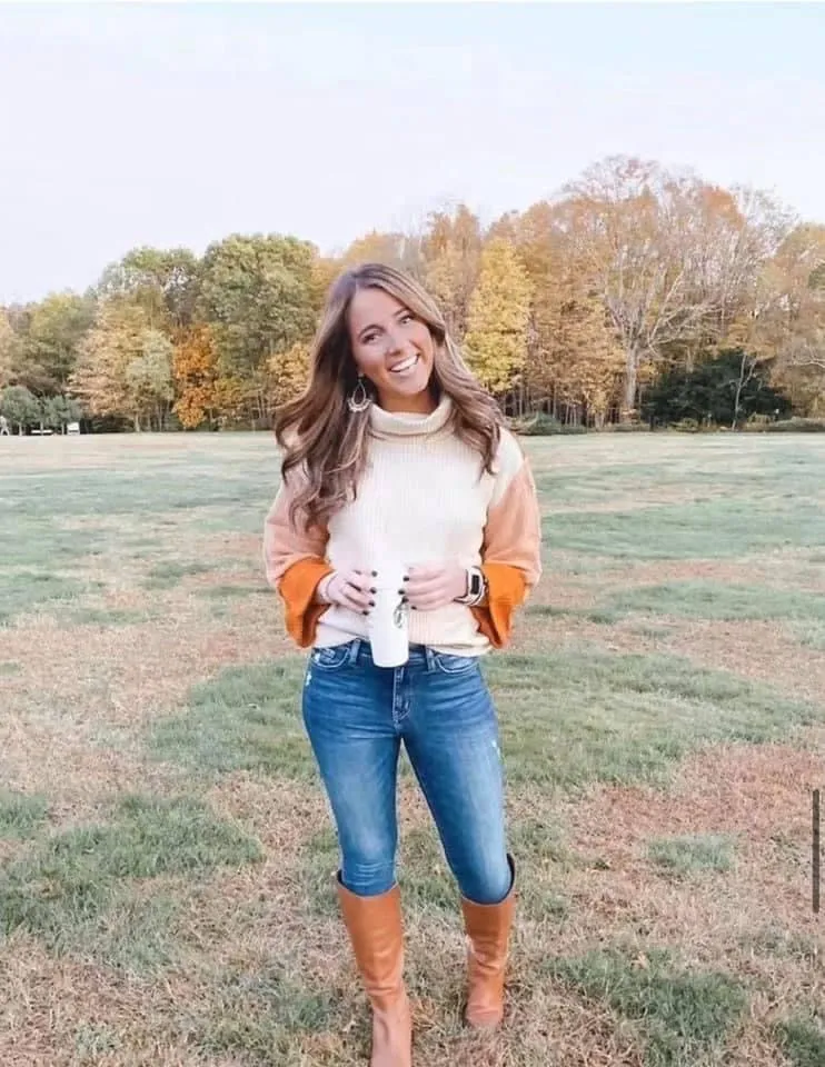 Cuffed Mallory in Orange